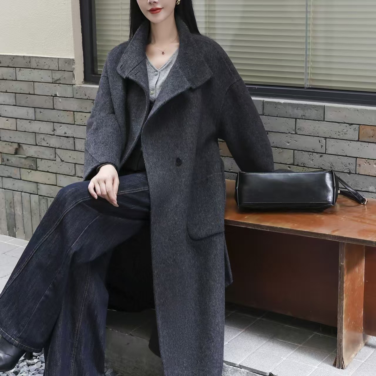 2025秋冬新款韩版高级感羊毛大衣女设计款立领系带长款毛呢外套
