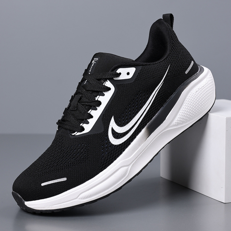 Brand Off-Size Men's Shoes, New Lightweight Running Shoes, Summer Mesh Shoes, Shock-Absorbing Sports Shoes, Men's Breathable Jogging Shoes Brand Off-Size Men's Shoes, New Lightweight Running Shoes, Summer Mesh Shoes, Shock-Absorbing Sports Shoes, Men's Breathable Jogging Shoes
