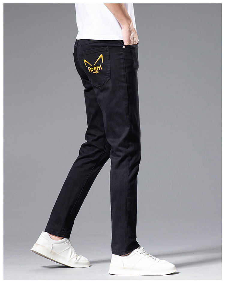 Jeans alla moda da uomo sottili primavera/estate Pantaloni con piedi elastici in cotone bianco slim fit ricamati di marca di fascia alta_voghion.com