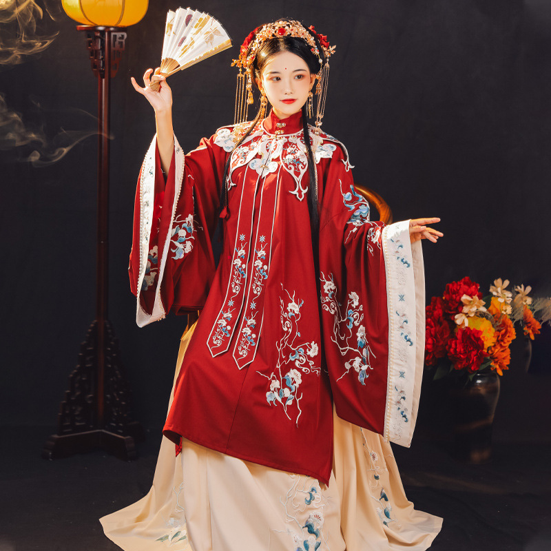 Han Dynasty Female Wedding Adult Ming Dynasty Genuine Heavy Industry Embroider Stand Collar Long Coat Cloud Shoulder Waist Pleated Skirt Red and Green Complete Set Han Dynasty Female Wedding Adult Ming Dynasty Genuine Heavy Industry Embroider Stand Collar Long Coat Cloud Shoulder Waist Pleated Skirt Red and Green Complete Set