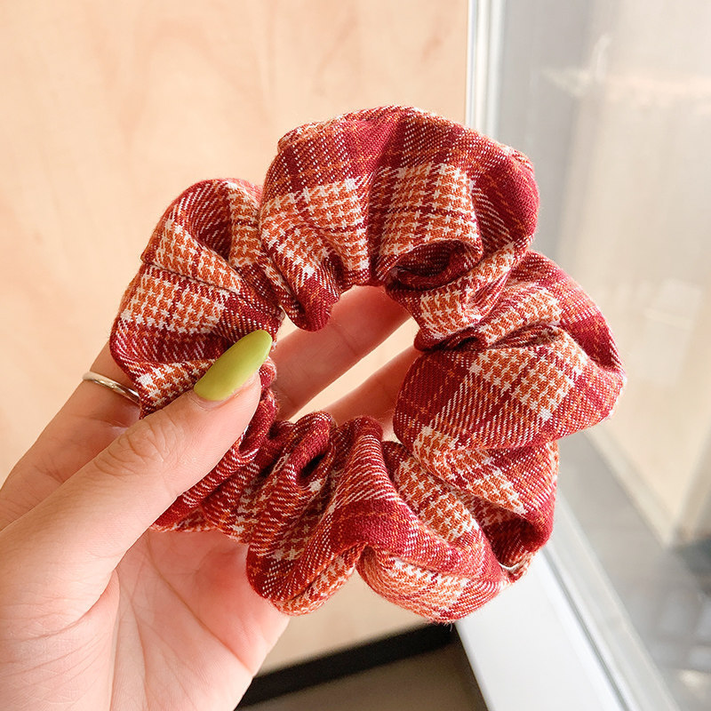 Satín coreano anillo de cabello de intestino grande mujer de moda cuerda de cabeza de alta calidad temperamento flor de cabello bola de cabello toque de cabeza