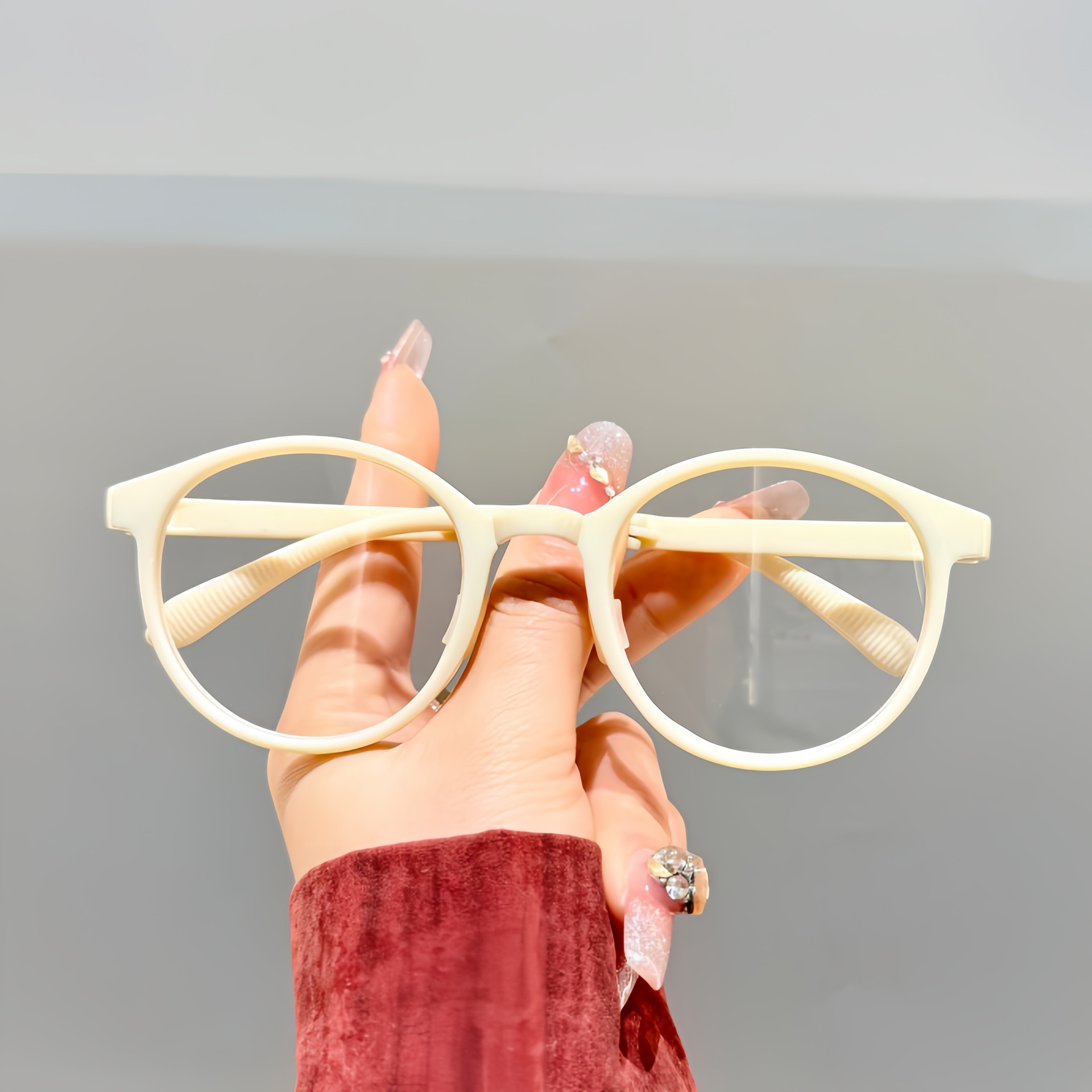 Gafas de lectura plegables, portátiles, ultraligeras, retro, transfronterizas, de una sola lente, suministro directo de fábrica, gafas de lectura con montura redonda pequeña para personas de mediana edad y mayores.