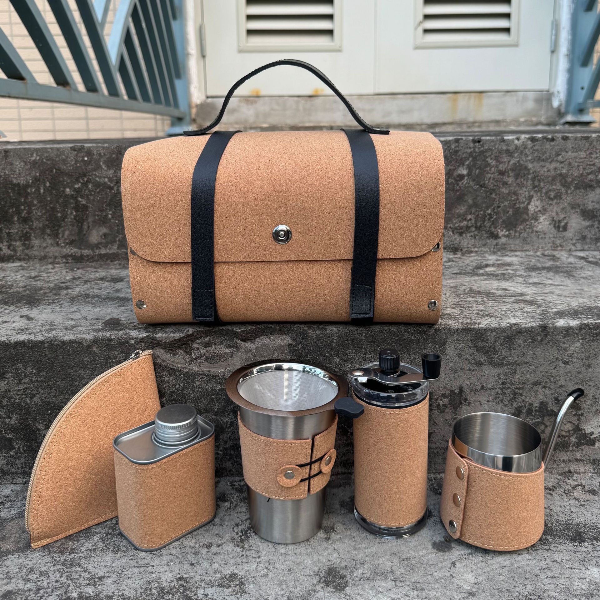 Regalos festivos, paquetes de café de corcho, paquetes de utensilios de café portátiles al aire libre, paquetes completos de café de fabricación manual.