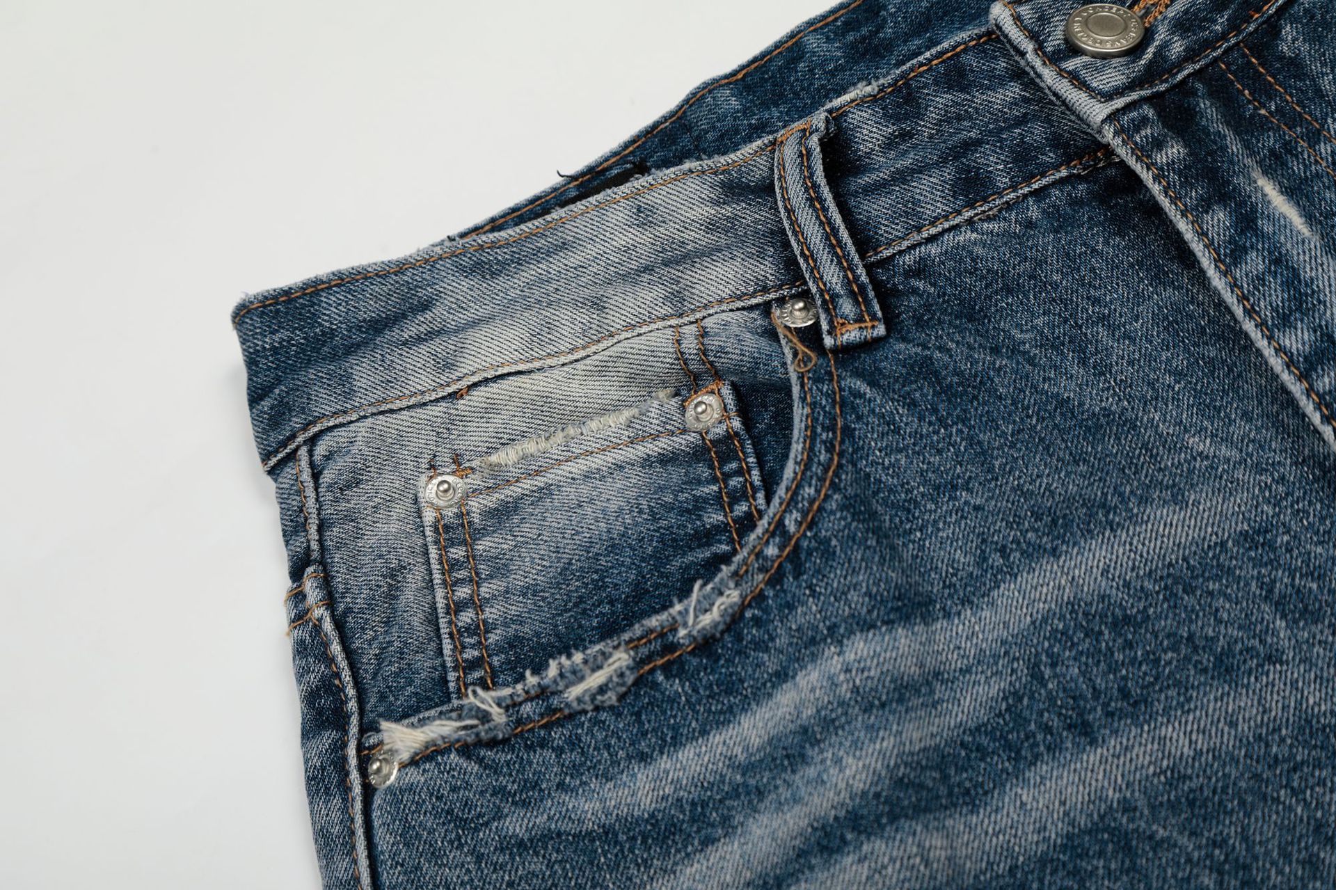 Men's High Street Style Jeans Loose Fit Retro Denim Whisker Texture Washed Feel_viptrois.com