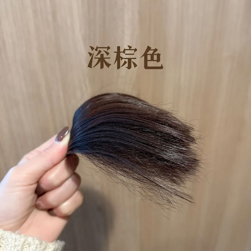 アクリル女性の髪飾りマットの高さのトップの増発量は、目に見えない髪の糸がふわふわしているトウモロコシのひげマットの髪器である|undefined
