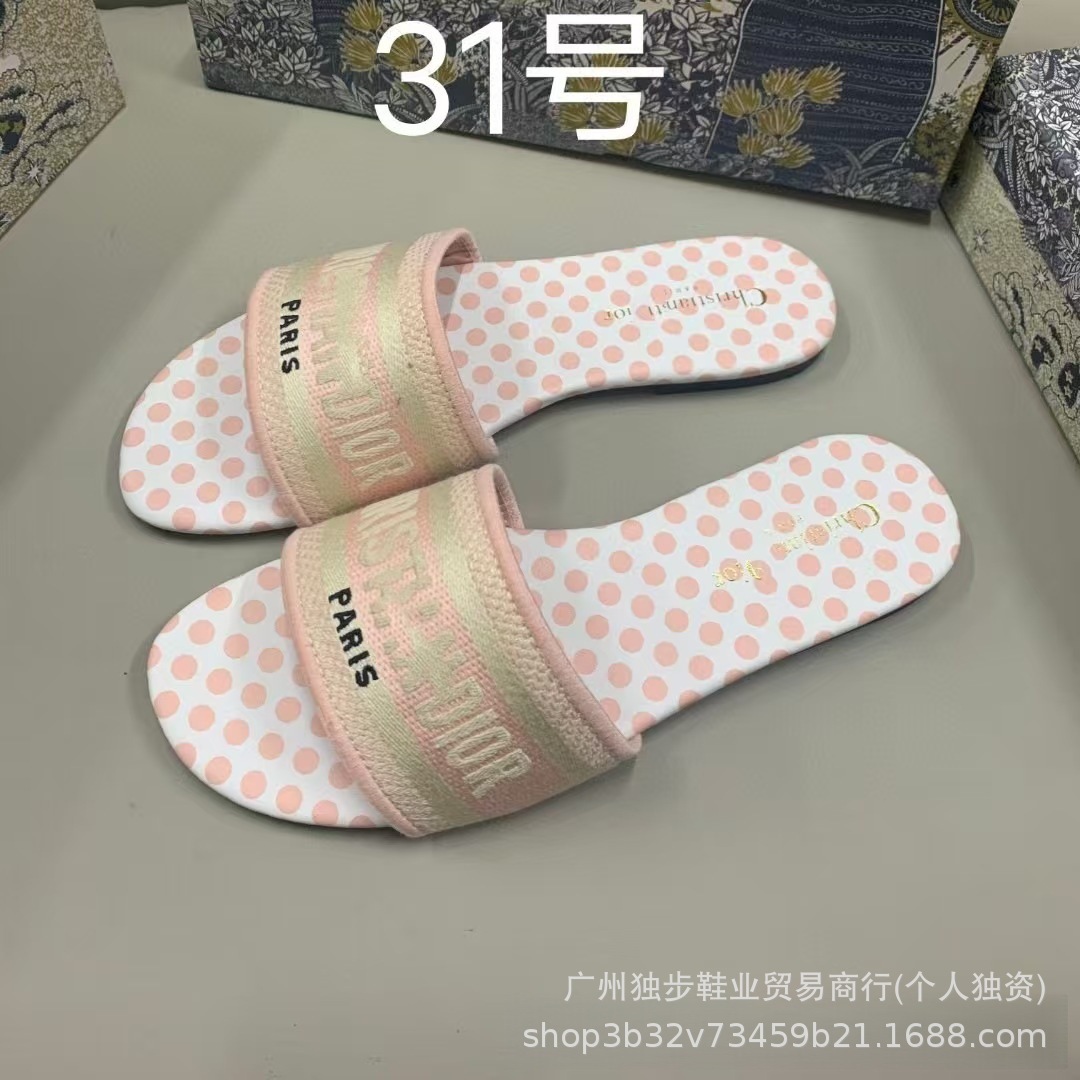 Zapatillas de piso plano de moda versátiles en forma de una forma D clásica transfronteriza adecuada para extranjeros no molestes nacionales image 37