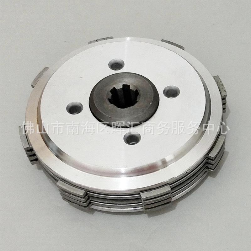 Fabricante transfronterizo Zongshen Piezas de motocicleta de tres ruedas Embrague de ensamblaje antiguo pequeño CG200 ensanchado 6 piezas 150FT125