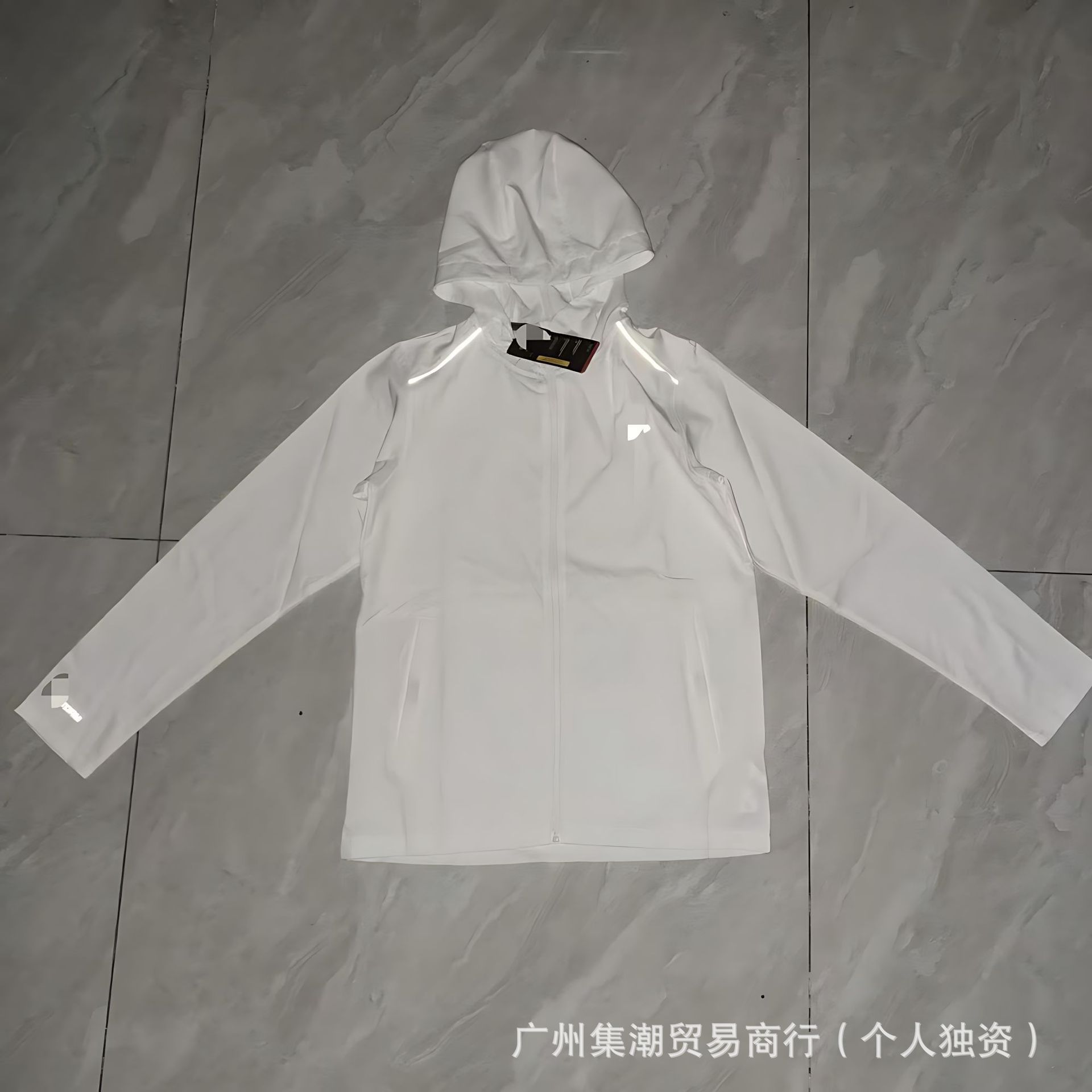 Nuevo traje de asalto deportivo de hielo primavera y otoño chaqueta de secado rápido chaqueta encapuchada a prueba de viento chaqueta de otoño chaqueta de hombre