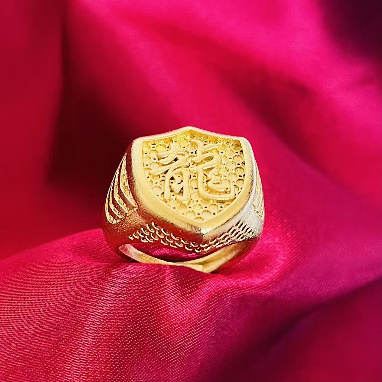 黄銅の金メッキの福の金儲けの指輪の男性の多種類の車の花は宝の蛇口の関公の戒子の金メッキの指輪を招きます。