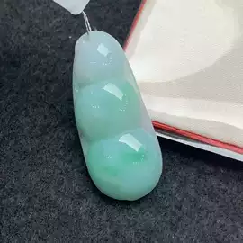 翡翠手饰;翡翠项饰;吊坠