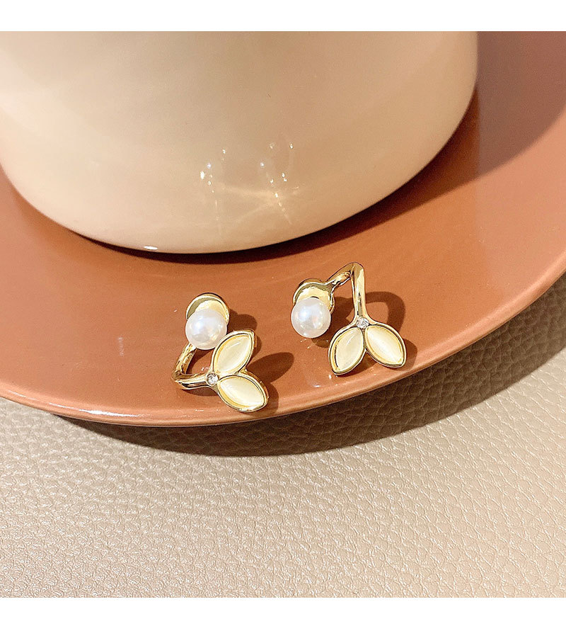 1 Pair Fashion Mermaid Artificial Pearl Alloy Plating Inlay Opal Womenu0027S Ear Studs