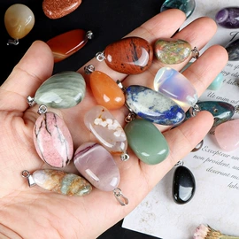 宝石工艺品;水晶工艺品;手镯