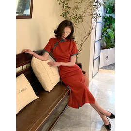 新中式红色旗袍2024春季中国风年轻款少女复古订婚日常拜年服长款