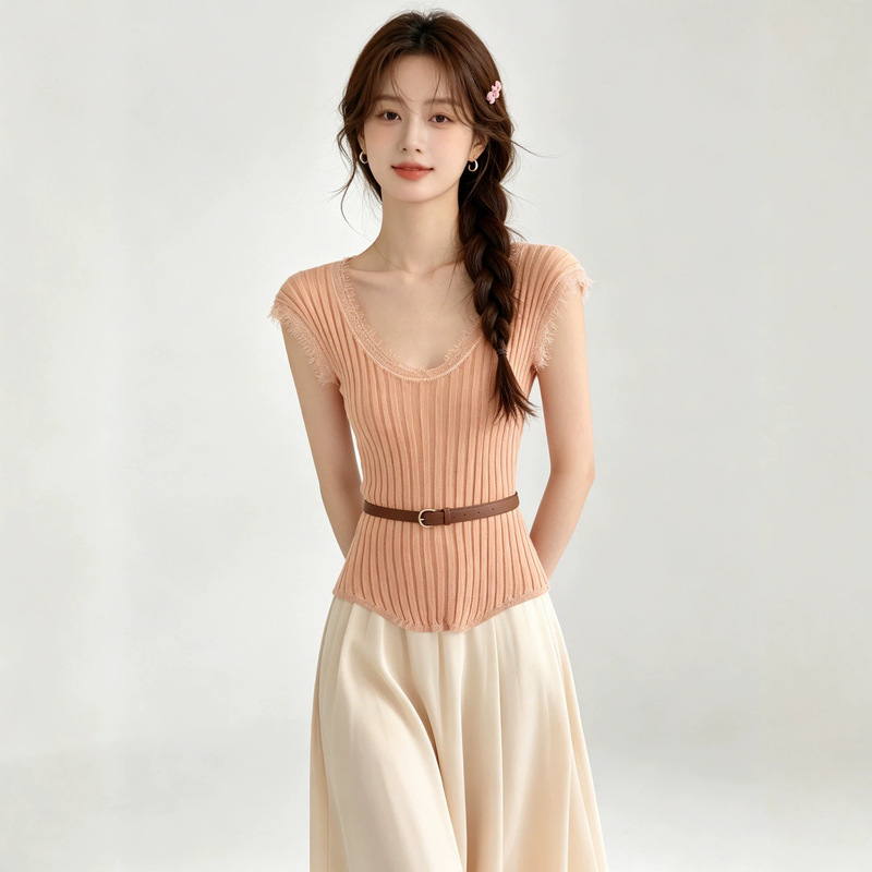 Sweet Style Slim-Fit Lace Trim V-Neck Ribbed Knit T-Shirt for Women, New Unique and Beautiful Thin Top