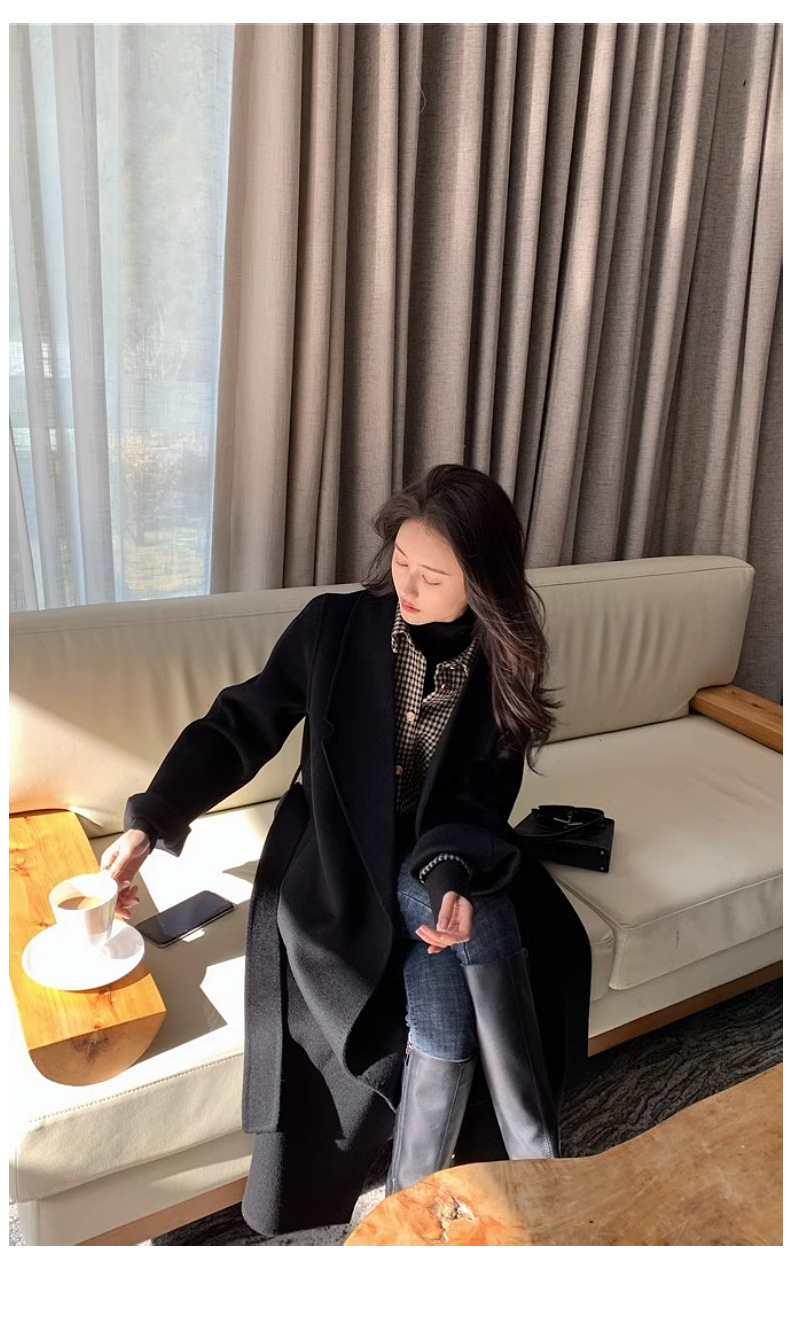 검은색