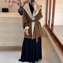 �������ɴ����p����ë����Ů�߼��ж̿��ﶬ�Bñϵ������ԡ������