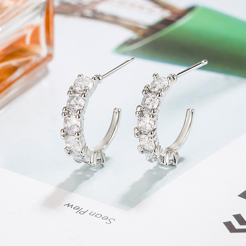 High-end sense exquisite zirconium arc earrings for women, daily commuting trendy fashion versatile earrings, mosquito coil shaped earrings