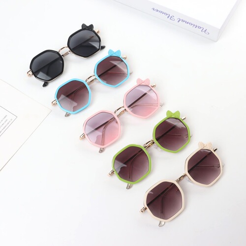 Baby Girl Fashion Korean Style Square Frame Sunglasses with Personality Bowknot Gradient Lenses Outing and Photo Sunglasses