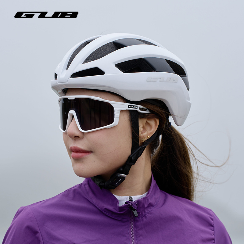 GUB SV20 Wind-proof Bicycle Helmet Cycling Helmet Ultra-light One-piece Helmet for Men and Women Highway Mountain