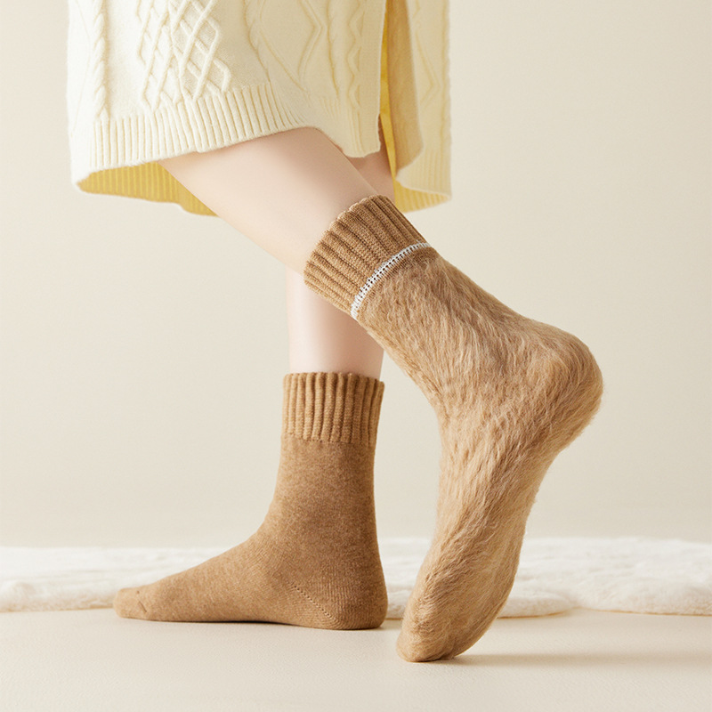 Home Daily Use Heating and Body-Warming Products, Thermal Socks for Women, Autumn and Winter Mid-Calf Socks with Fleece Lining and Thickened Shoe Warmers