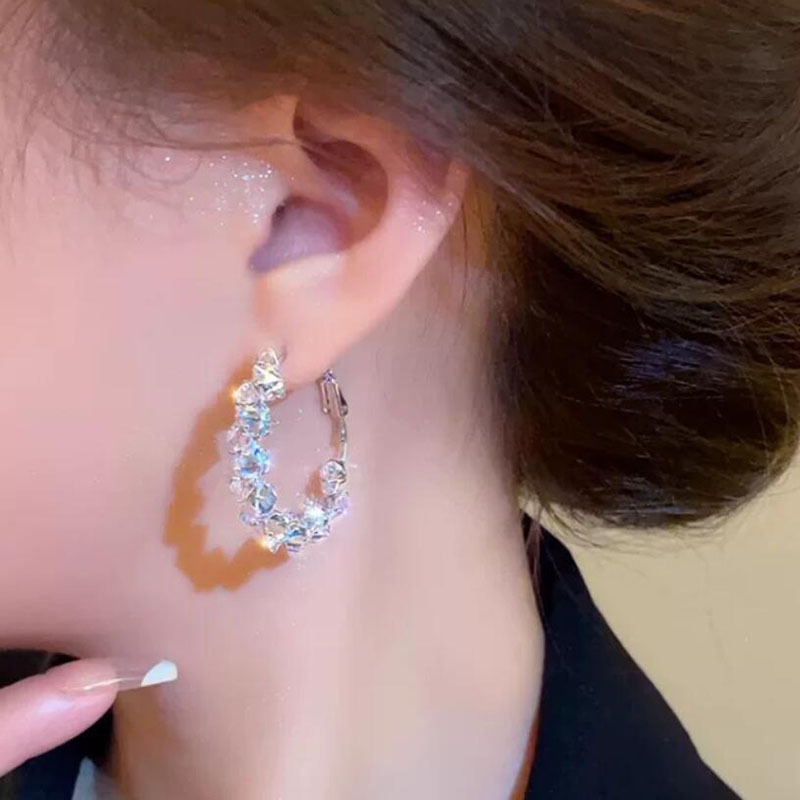 Korean-Style Dazzling Exquisite Zircon Crystal Earrings, Cross-Border Wholesale, High-End Light Luxury Shiny Earrings, Niche Versatile Ear Accessories