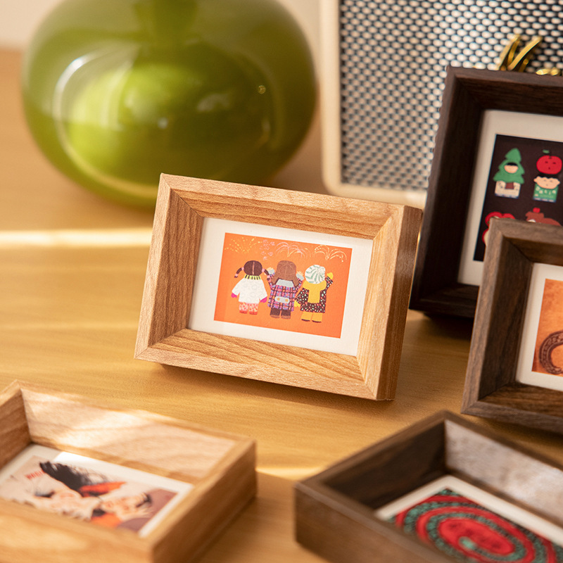Mini Card Photo Frame Display 3-inch Coin Collection Framed Photo Frame Couple Photo Table Ornaments Mini Card Photo Frame Display 3-inch Coin Collection Framed Photo Frame Couple Photo Table Ornaments