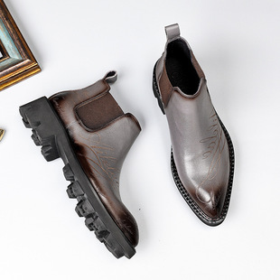 New Men's Pointed Toe Leather Boots Sleeve Men's Chelsea Boots Top Layer Cowhide Carved Fashionable Men's Boots Thick Sole Increased