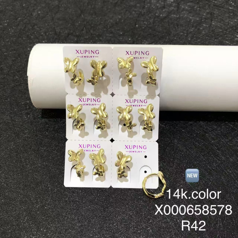 14K color Xuping joyería geometría estrella de amor auriculares de zircón ligero de lujo nicho sensación de mujer