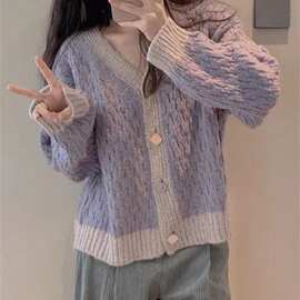 新款2023香芋紫毛衣外套别致高级感纽扣上衣复古小香风针织开衫女