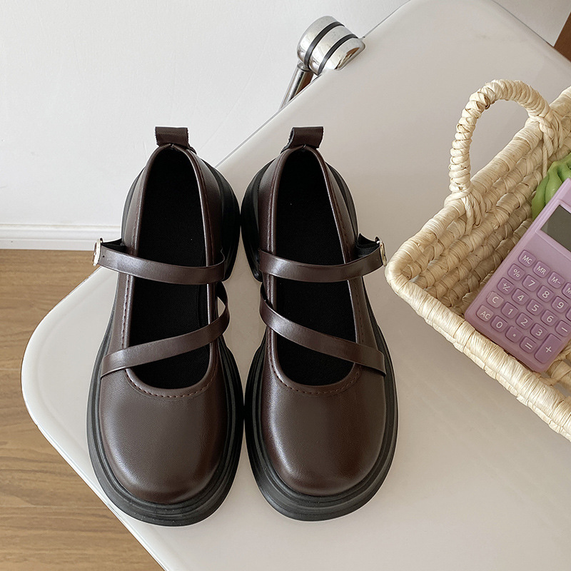 Zapatos de cuero uniformes para mujeres 2023 nueva primavera y otoño estilo británico boca baja zapatos de una sola capa hebilla de fondo grueso Mary Jane zapatos