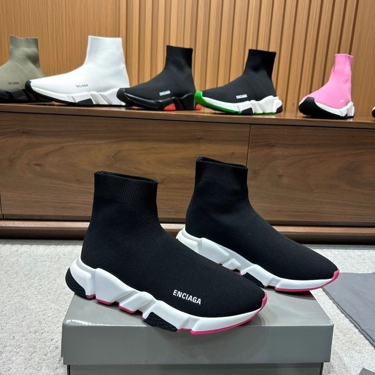 跨境袜子鞋复古网面透气运动鞋男女户外休闲跑步鞋耐磨缓震老爹鞋
