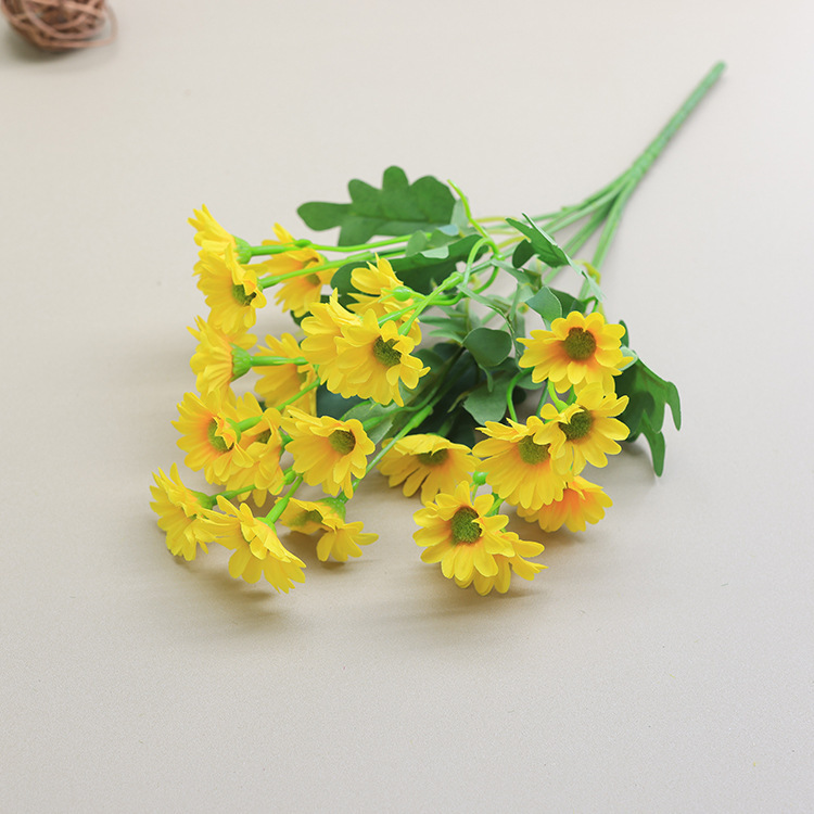 小さなデイジーの造花、シルクフラワー、リビングルームのダイニングテーブルフラワーアレンジメント、デスクトップディスプレイフラワーアレンジメント、カモミールの花束|undefined