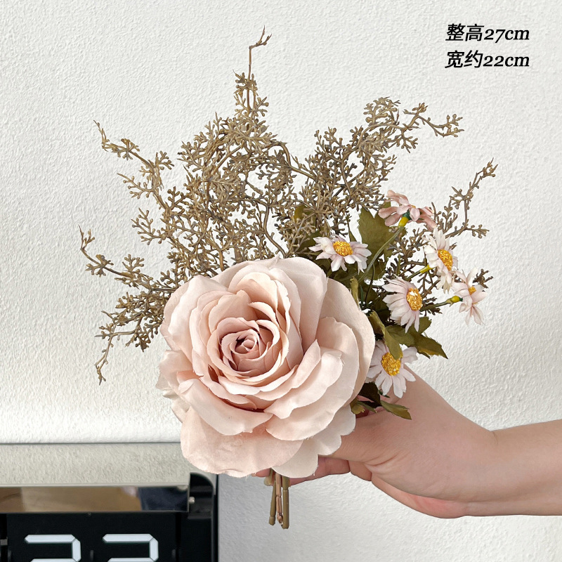 Hoa hồng mới màu hồng hồng nhạt kiểu Pháp hoa mặt trời rime viết tay bó hoa