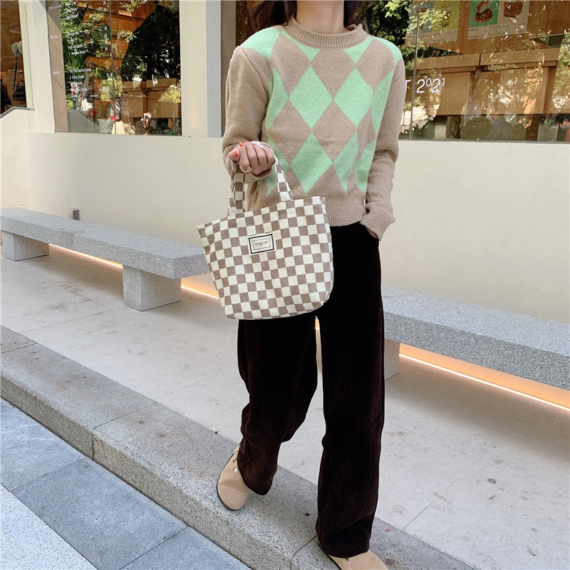 11261 Corduroy checkered hand-held bento Bag, ins Artistic Retro Mommy Bag, small carrying bag for going out, lunch box bag undefined