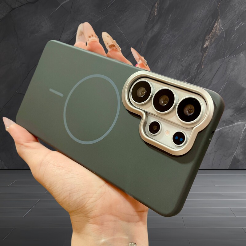 Gold-plated matte finish magnetic case suitable for Samsung S26 Ultra, semi-cover ultra-thin phone case S25 Plus hard case A56 Gold-plated matte finish magnetic case suitable for Samsung S26 Ultra, semi-cover ultra-thin phone case S25 Plus hard case A56