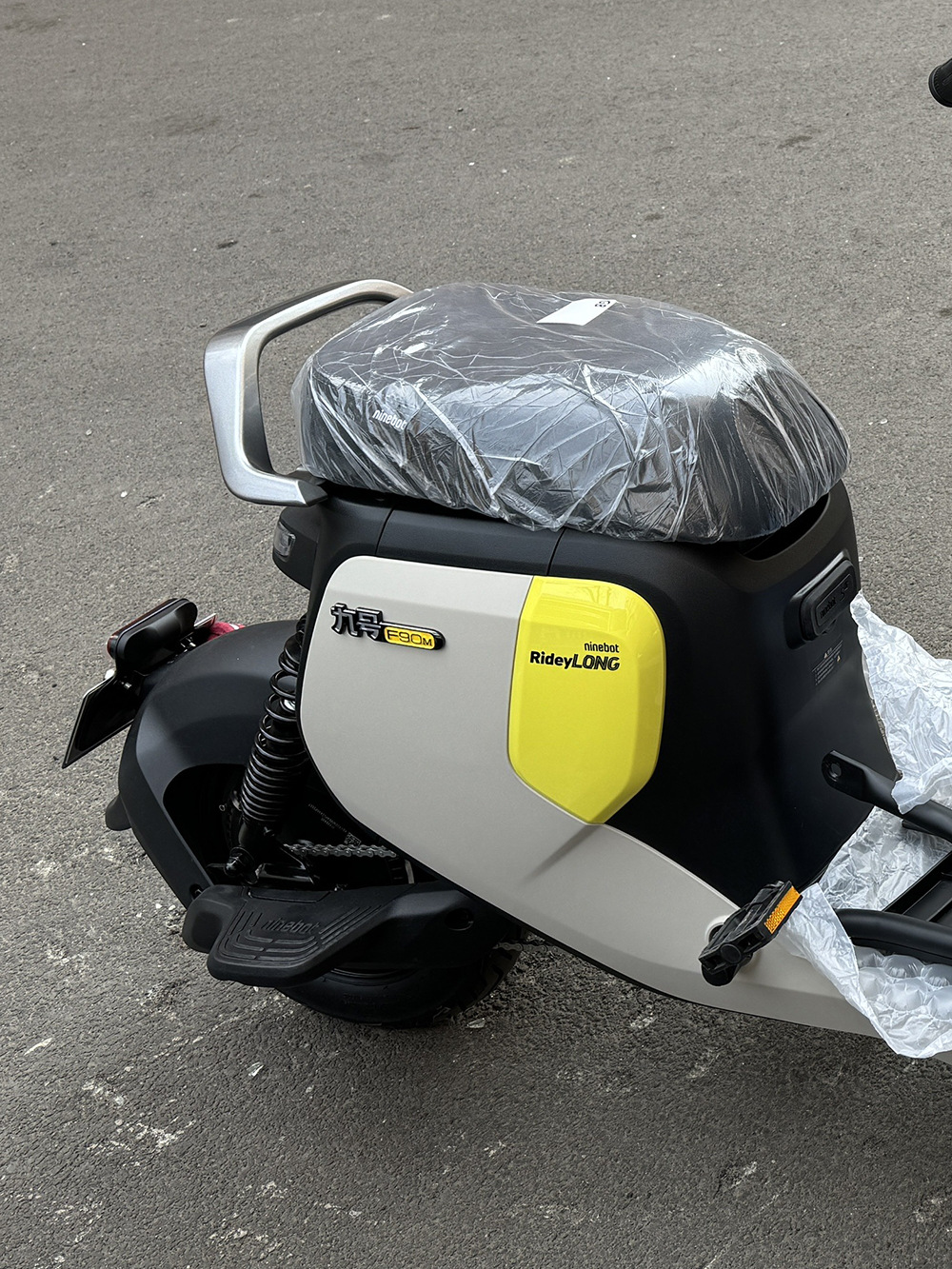Applicable to No. 9 Orion dz110 backrest mechanic Mmax110/90F90M95cF30C rear armrest universal