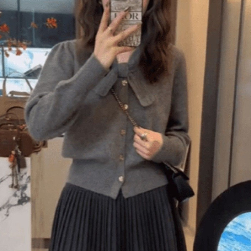 Unique and Versatile Bow Sweater Cardigan Women's Autumn and Winter High-End Light Luxury Fashionable Age-Reducing Top