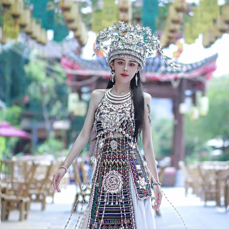 苗族服装女超仙小个子爆款民族风写真拍照旅游跳舞民族服饰女孩|undefined