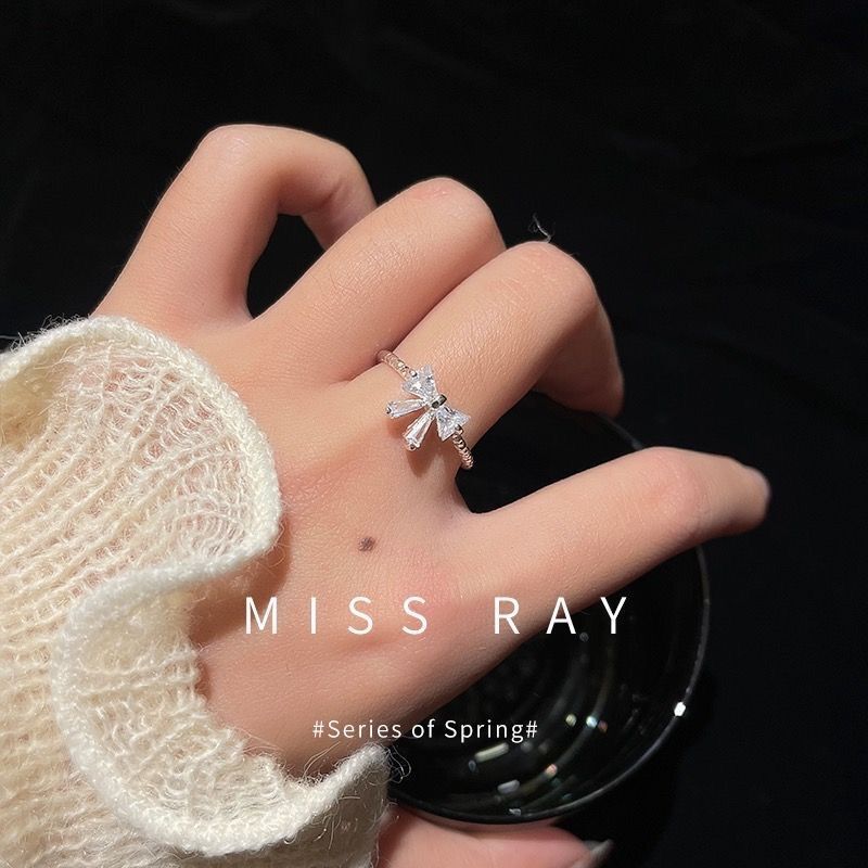 Escape Princess Flash Diamond Bow Ring Ins Student Simple Temperament Cold Style Niche High-grade Sense Ring Tide