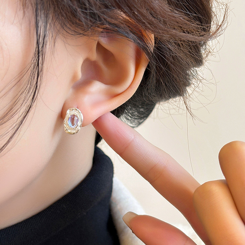 S925纯银月光石耳钉女日韩版简约小巧设计高级感日常百搭轻奢耳饰|undefined