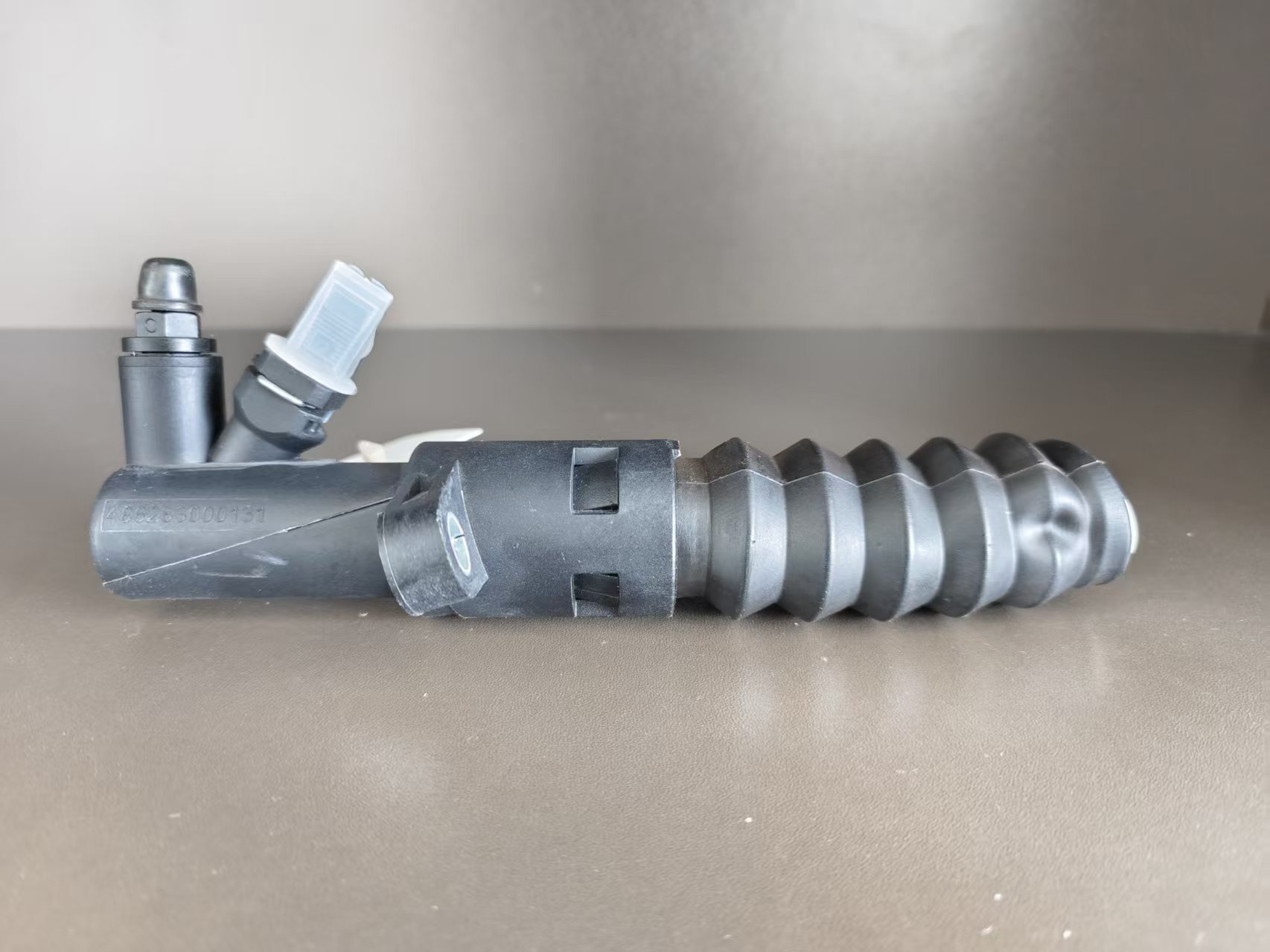 486283000131 Clutch Slave Cylinder for