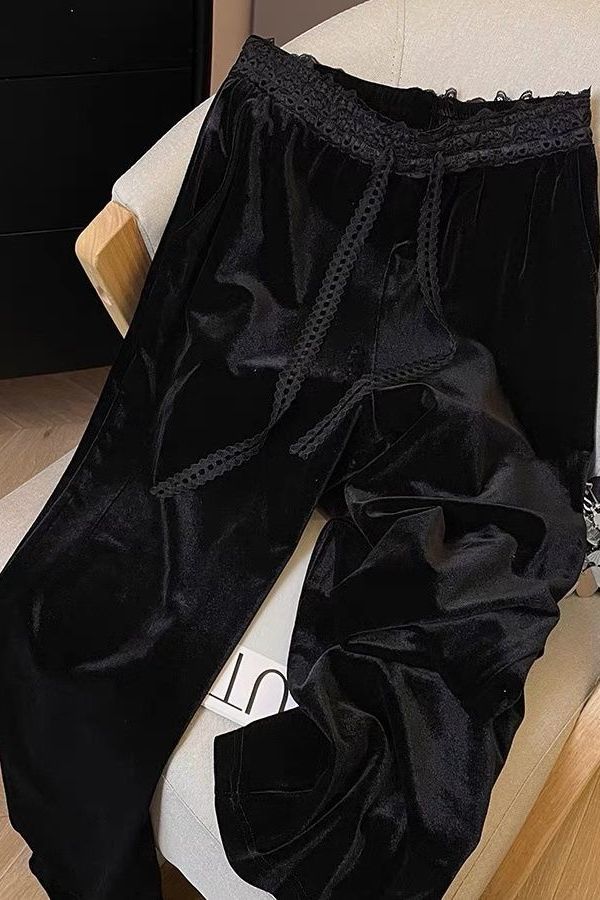 高级感黑色丝绒直筒休闲裤女秋冬加绒加厚时尚高腰显瘦阔腿裤子