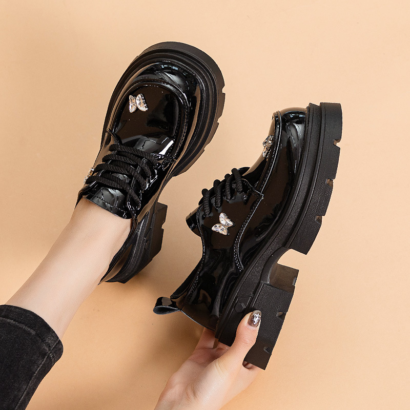 Bijiani 플랫폼 로퍼 여성 2024 봄 새로운 플랫폼 두꺼운 힐 가죽 신발 검은 높이 증가 신발