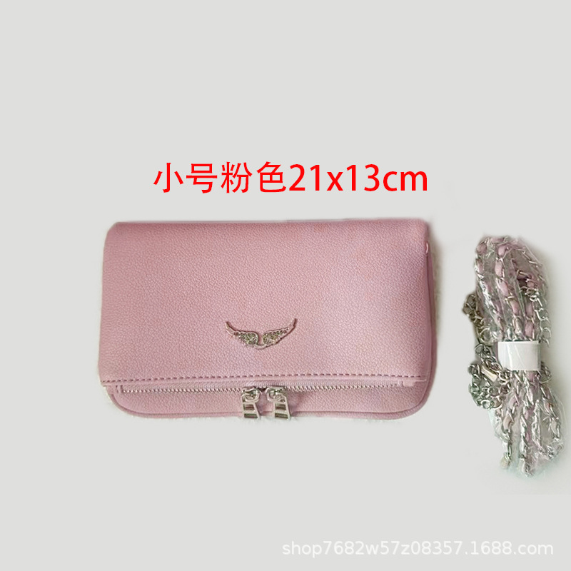 Bolso de hombro con diseño de alas e impresión de letras, cadena incluida