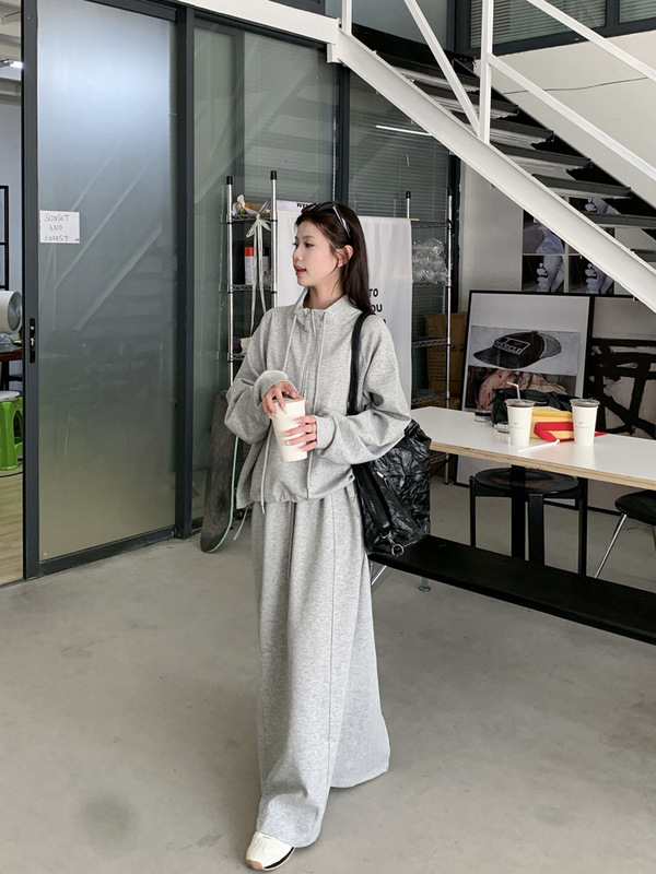 卫衣短外套高腰半身裙女早秋2025新款入秋韩系小个子穿搭一整套装|undefined