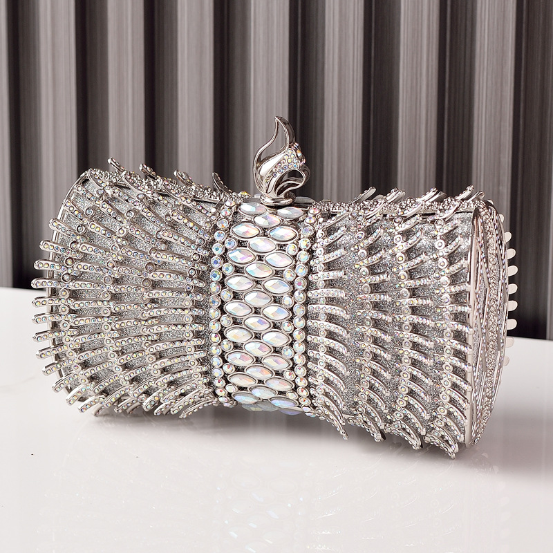 Bolso de cena transfronterizo de nuevo estilo con incrustaciones de diamantes Bolso de vestido de banquete europeo y americano Bolso de embrague de banquete de diamantes llenos new clucth bag