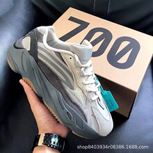 ����Ҭ��700����ϵ�ЬŮ���߻�ɽ�Ҵ��＾��Ůͬ���˶����г�Ь