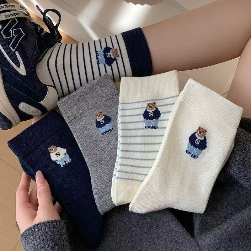 Japanese-style cartoon bear mid-calf socks for women, striped color-blocking socks, autumn casual sports women's socks, available for dropshipping Japanese-style cartoon bear mid-calf socks for women, striped color-blocking socks, autumn casual sports women's socks, available for dropshipping