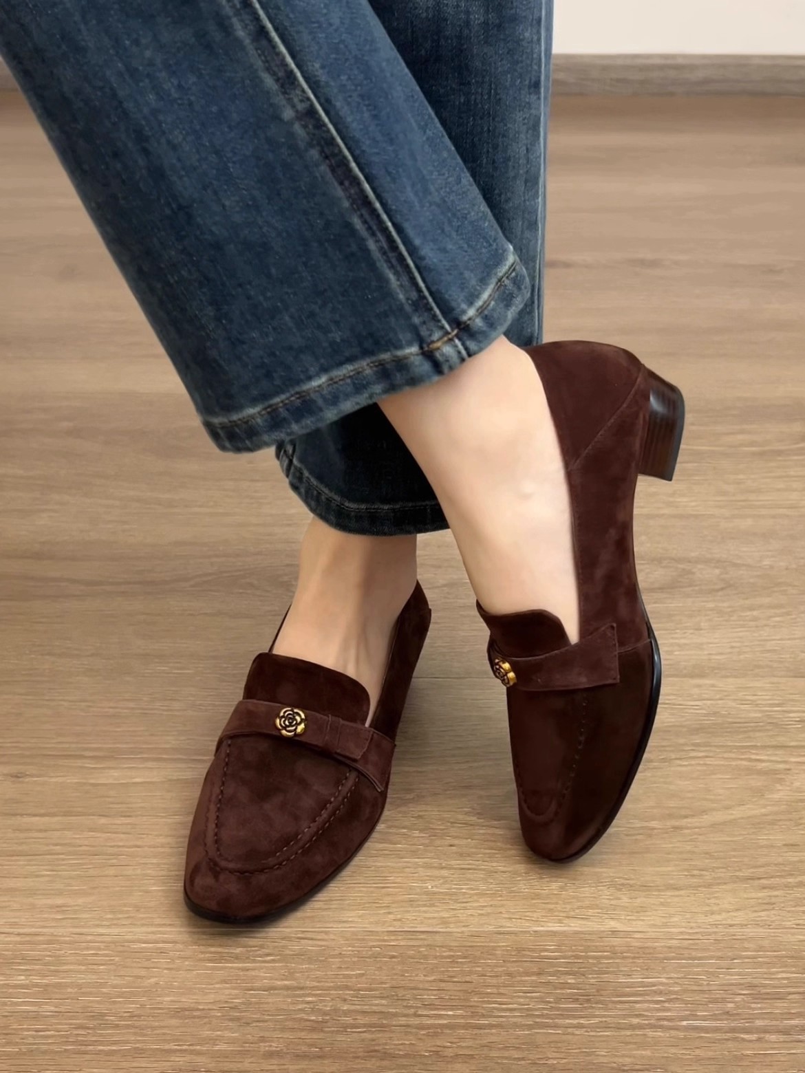 Retro French Camellia Loafers For Women 12 O1CN01sLxeTT22u2S8fr2b6 !!2219388187179 0 cib