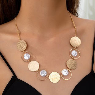 Pearl Necklace Metal Collocation European and American Fashion Cross-border Hot Selling Simple Round Necklace Qingdao Foreign Trade Wholesale Ladies
